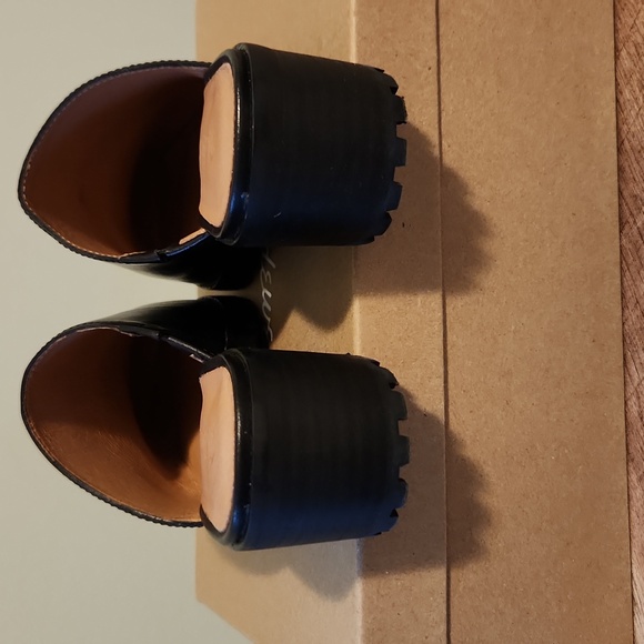 Madewell Black Leather Women's Mules - Picture 3 of 8